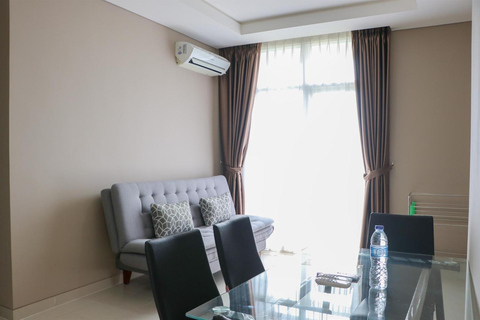 Spacious And Homey 2br At Ciputra International By Travelio * Jakarta